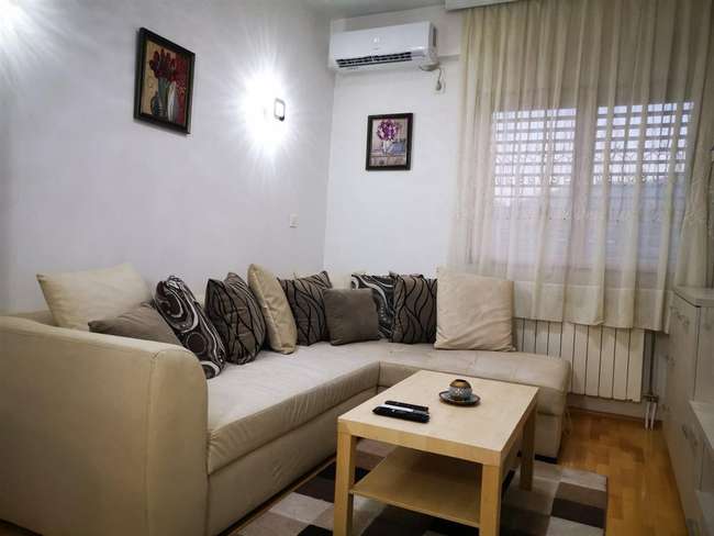 Нов елегантно наместен стан во Мичурин - slika 2