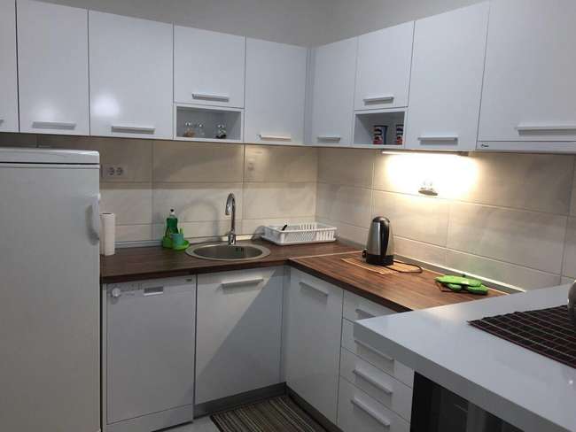 Наместен стан во Аеродром - 3