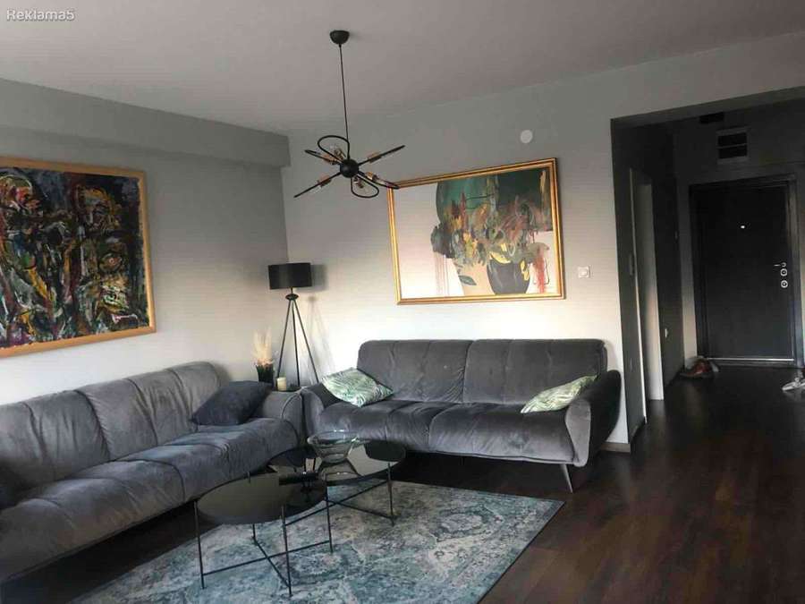 Реновиран стан во стар Аеродром - 1