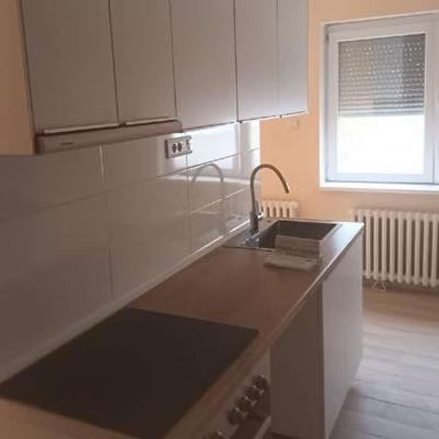 Стан за Нова Година во Центар - 1