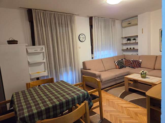 Гарсоњера во Дебар Маало - 3