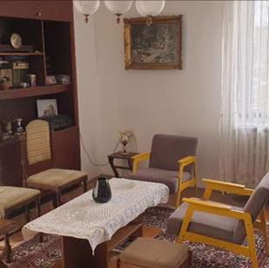 Стан во строг Центар - 1