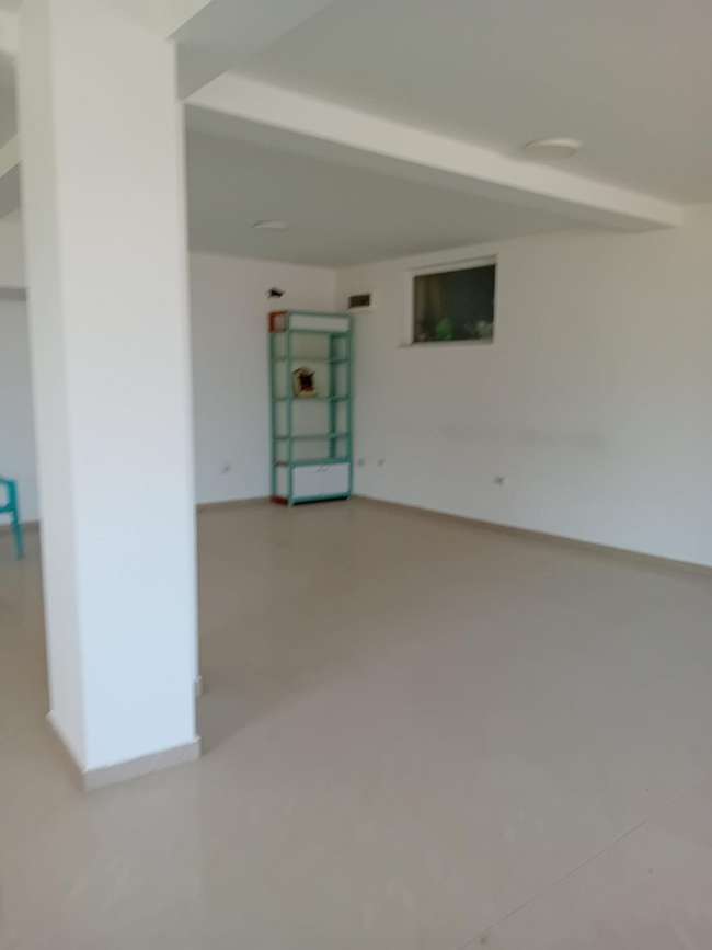 Два деловни простори во Волково - 3