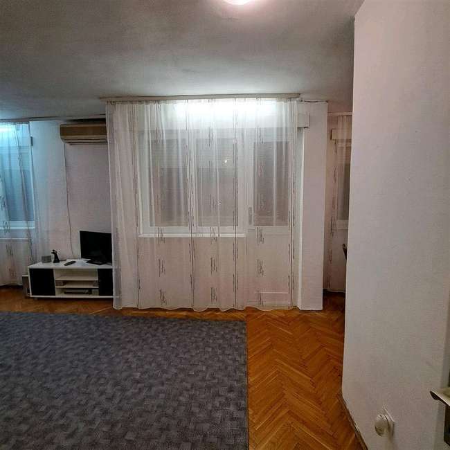 Стан во Аеродром - 3