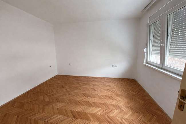 Стан во Дебар маало - slika 2