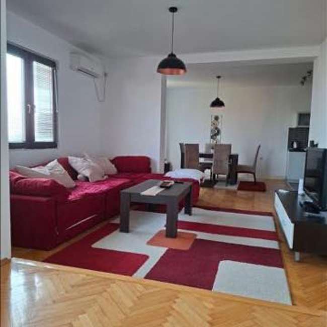 Модерен и простран стан во Водно - 3