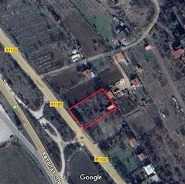 Плац со куќа во Катланово - 3