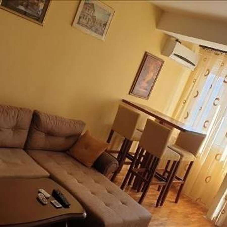 Двособен стан до Католичка - 1