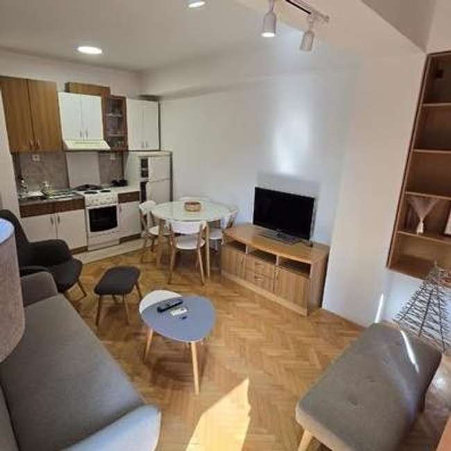 Двособен стан во Аеродром - slika 2