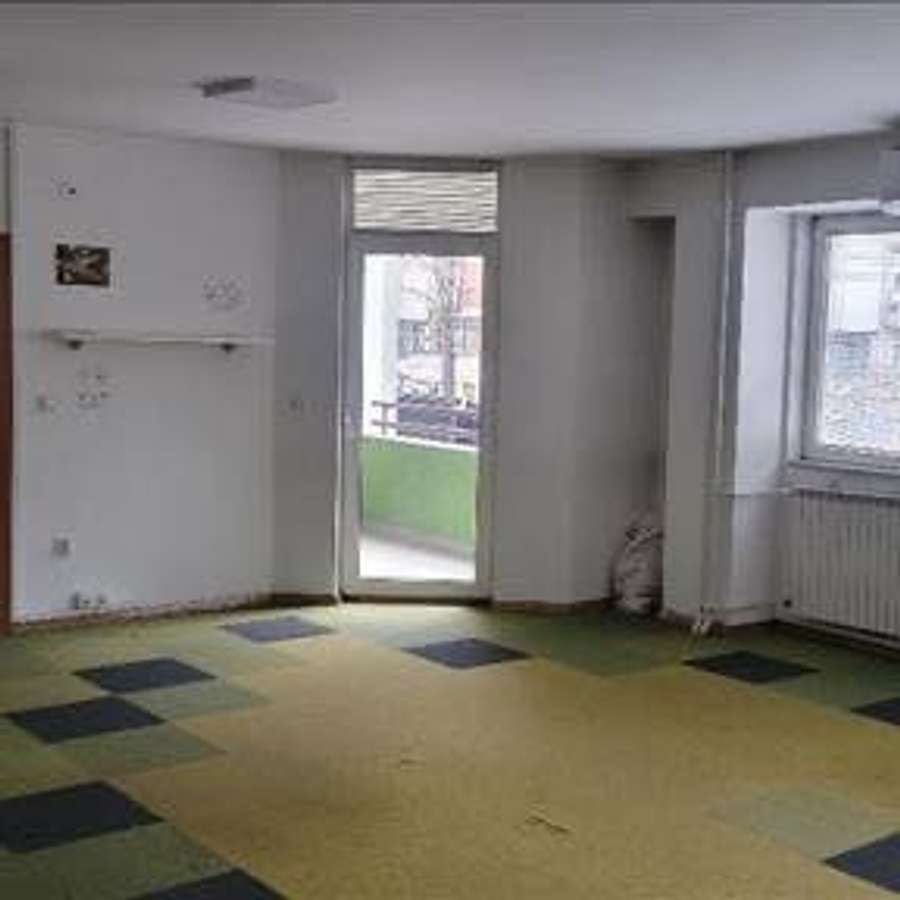 Два споени стана во строг Центар - 1