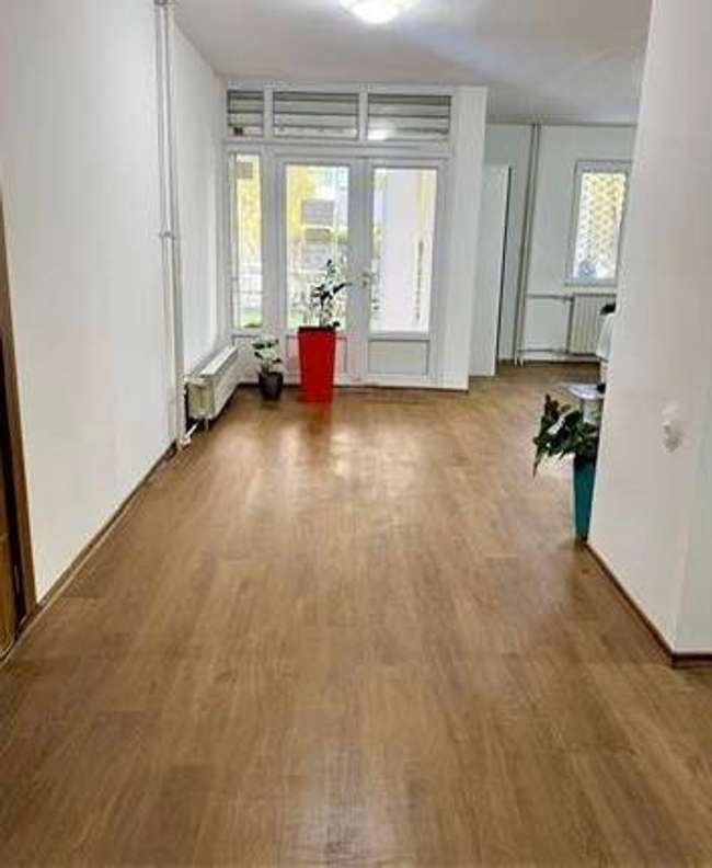 Стан на приземје во Аеродром - 3