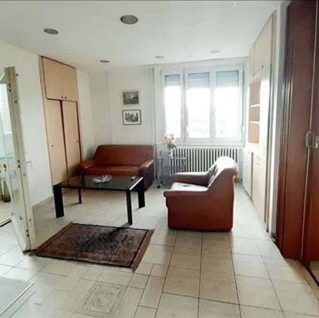 Реновиран трособен стан - 3