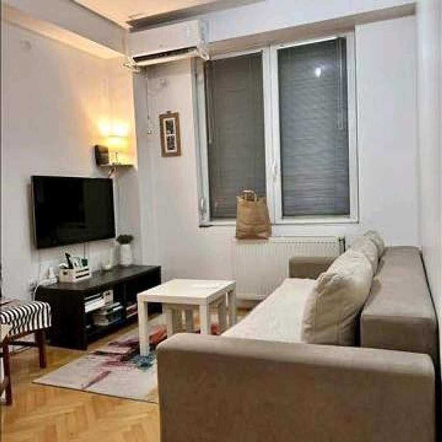 Наместен стан во Центар - 1