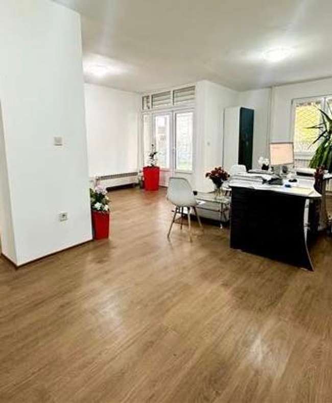 Стан на приземје во Аеродром - slika 2