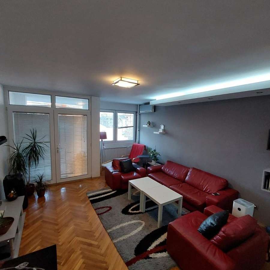 Комплетно наместен стан во Аеродром - 1