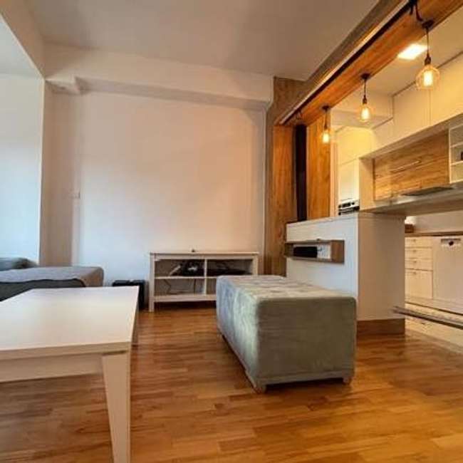 Стан во Центар со паркинг - slika 2