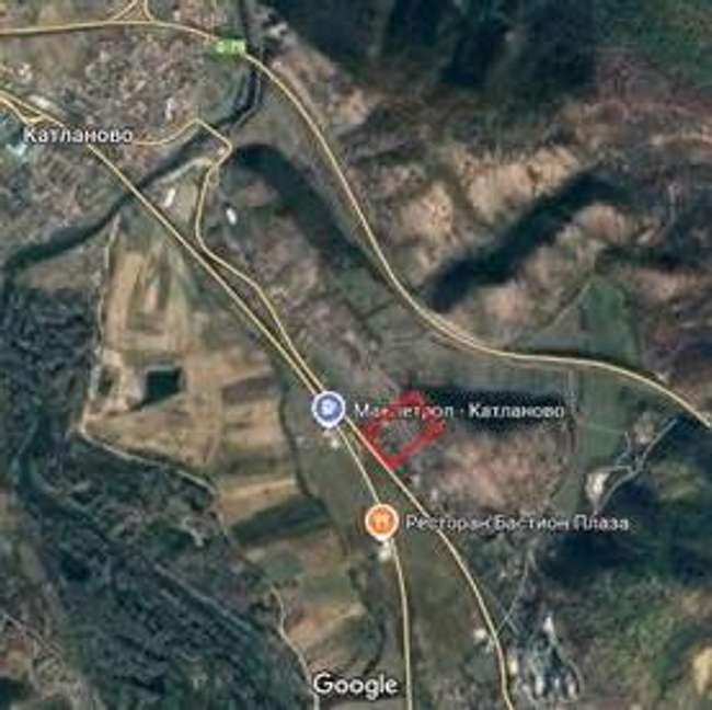 Плац со куќа во Катланово - slika 2